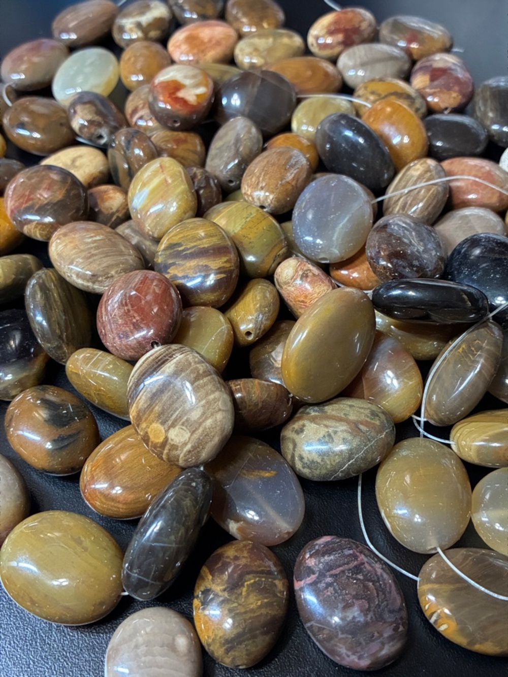 Lot of 110 Natural Multi-Toned Wooden Agate Oval gemstone Beads